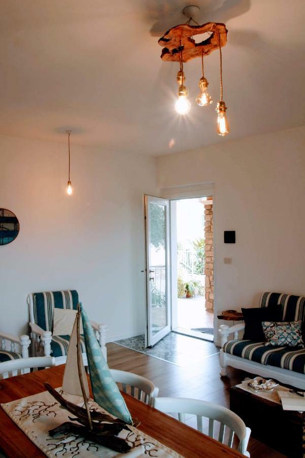 Grande Casa Al Mare Le Verande Санта-Мария-Наварезе Экстерьер фото
